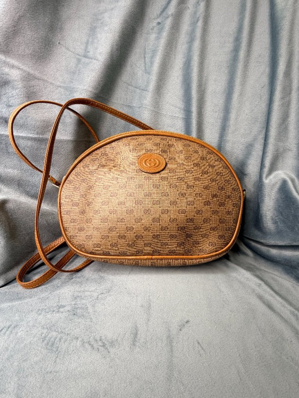 Gucci Vintage Beige Monogram Canvas Oval Messenger Crossbody Bag